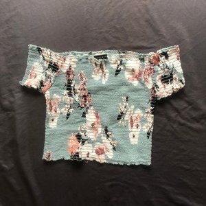 Kendall & Kylie off the shoulder crop top